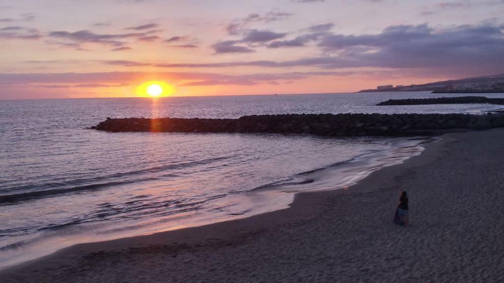De Luxe Apartment South Tenerife กอสตา เดล ซิเลนซิโอ ภายนอก รูปภาพ
